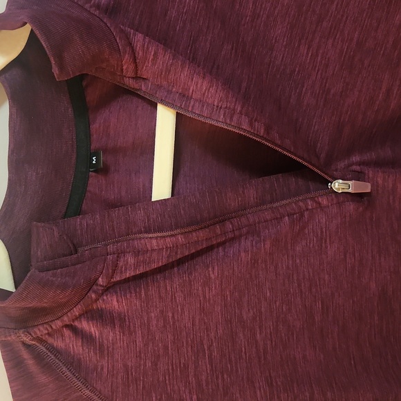 Active Top - Picture 3 of 6